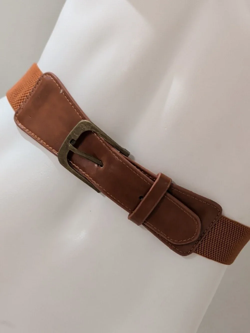 Brown Stretchable Braid Belt with Leather Trim - NWOT - Unisex Women's 29